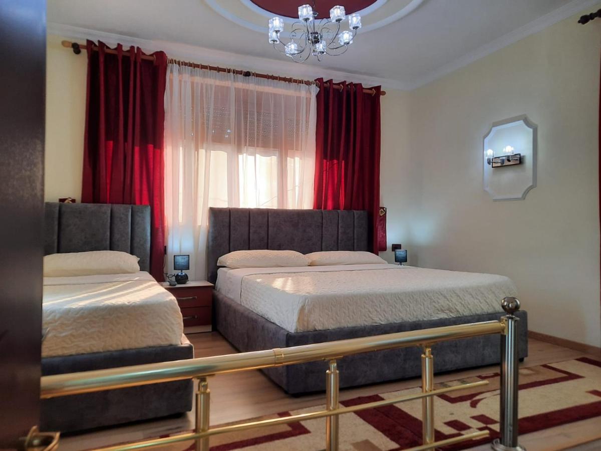 53 * Tiranë