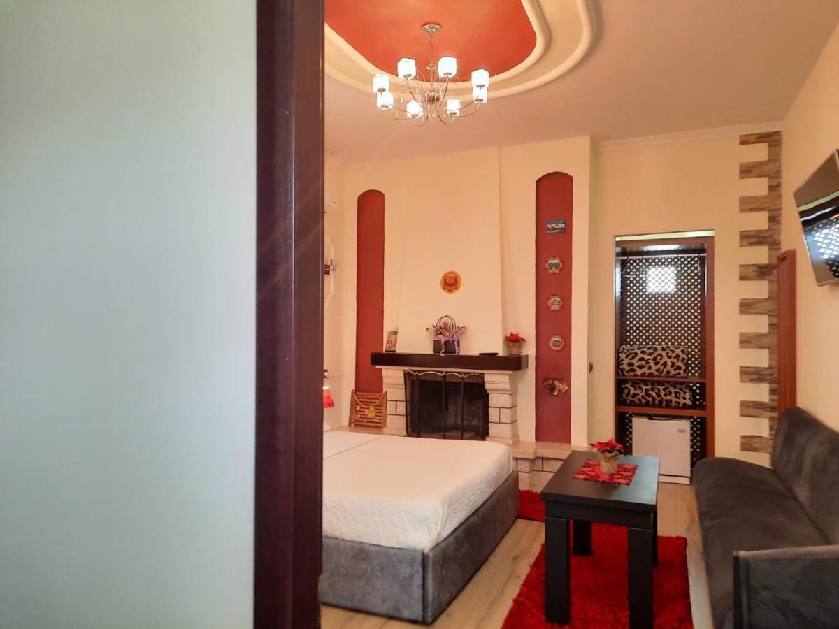 53 Bed & Breakfast *