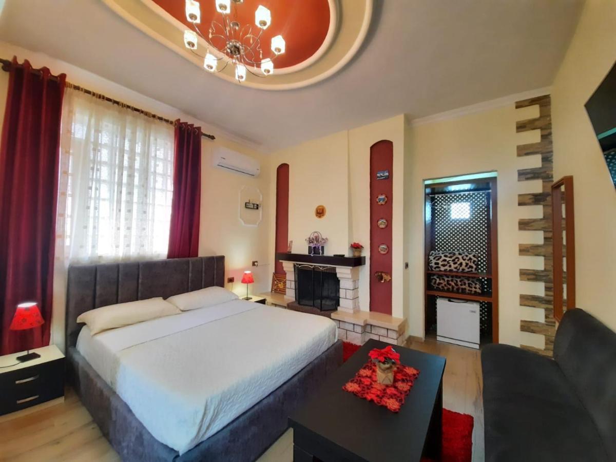 53 Bed & Breakfast *
